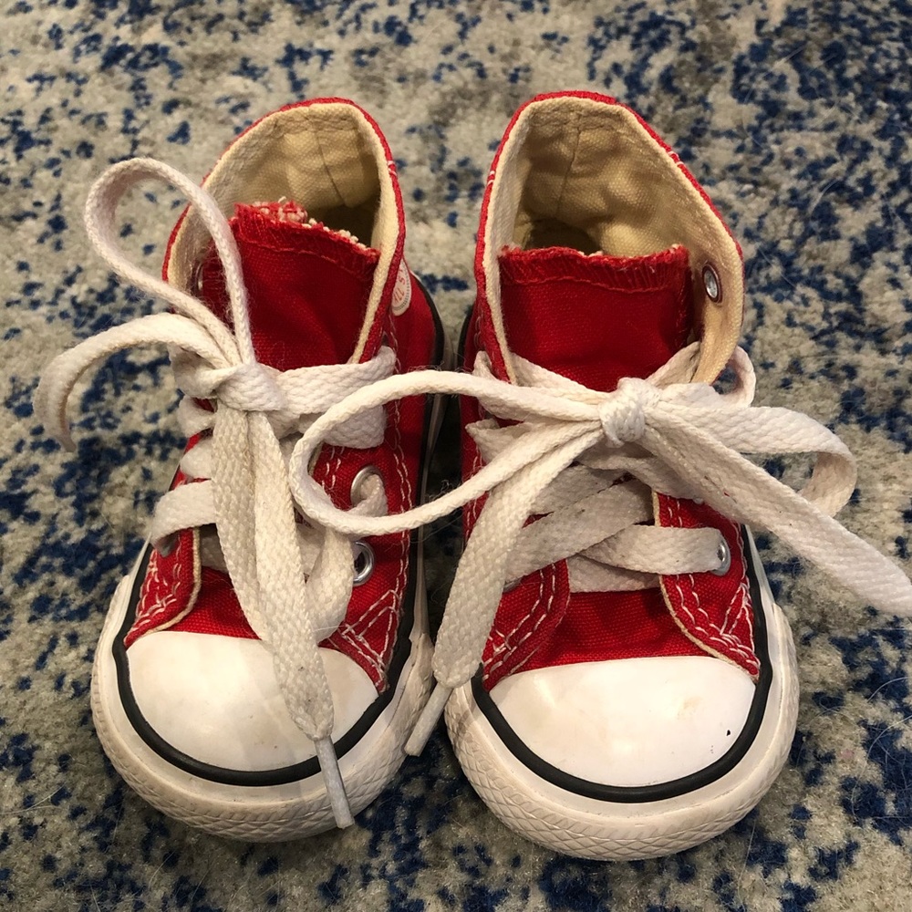 Converse size 2